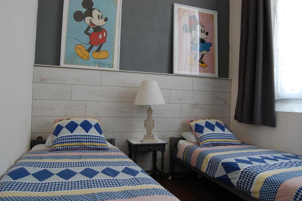 Le Comptoir Des Ecoliers Bed & Breakfast Gémozac Dış mekan fotoğraf
